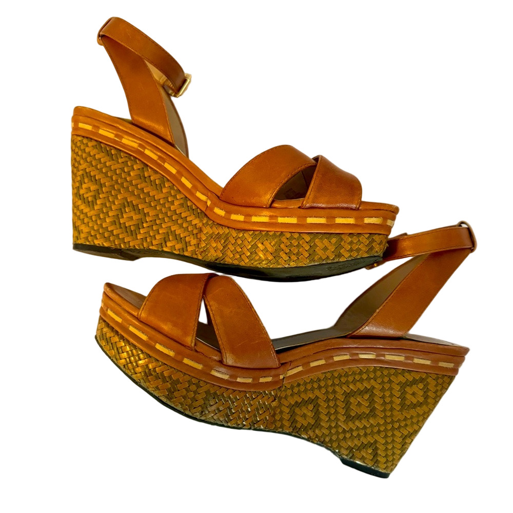 Vince Camuto Raven Leather Brown Wedge Sandals Size 8